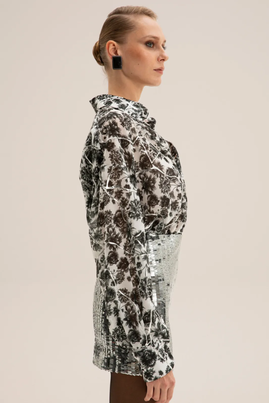 Picture of Silver Crackle One Size Shirt