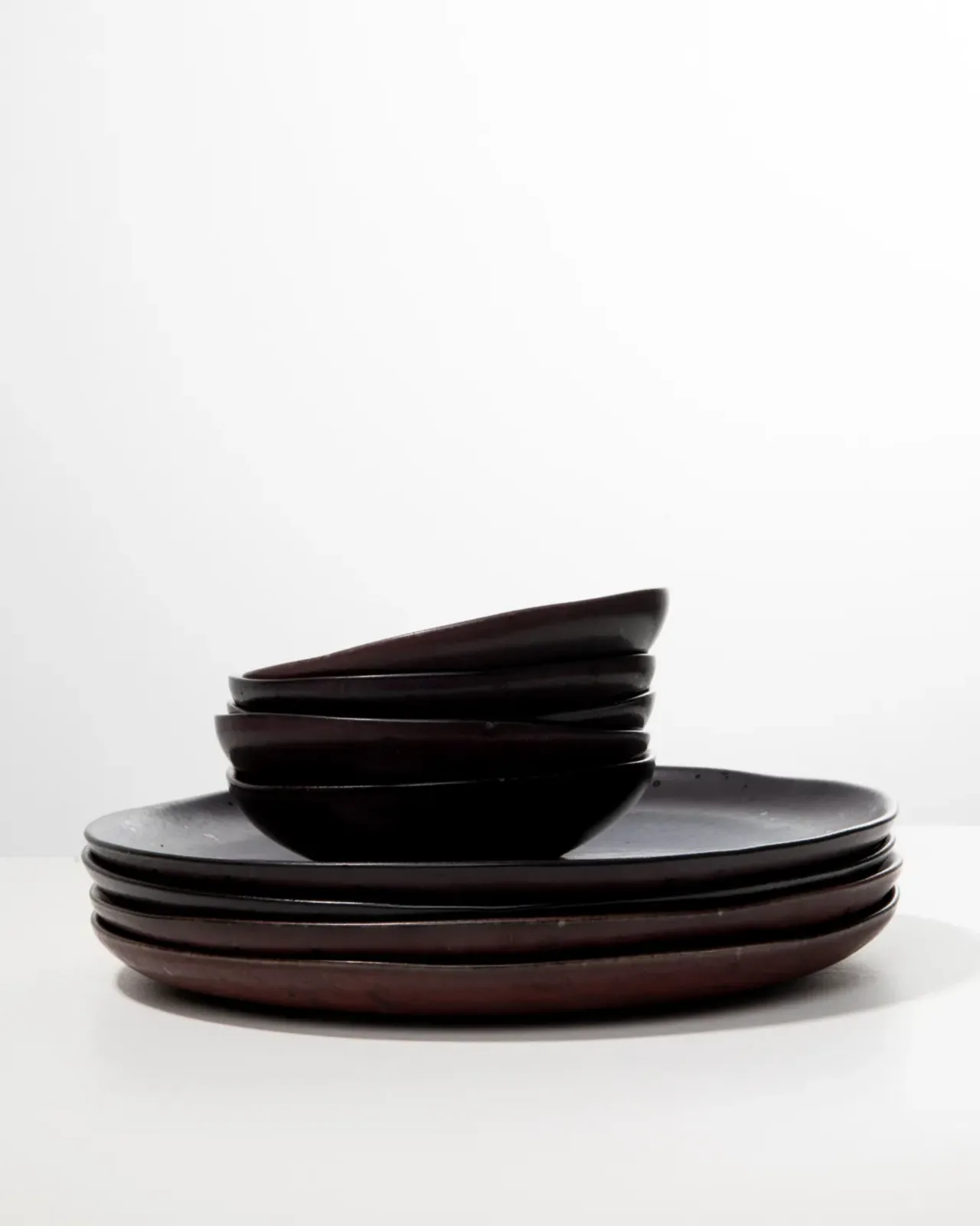 Picture of Black Cherry Dinner Plate