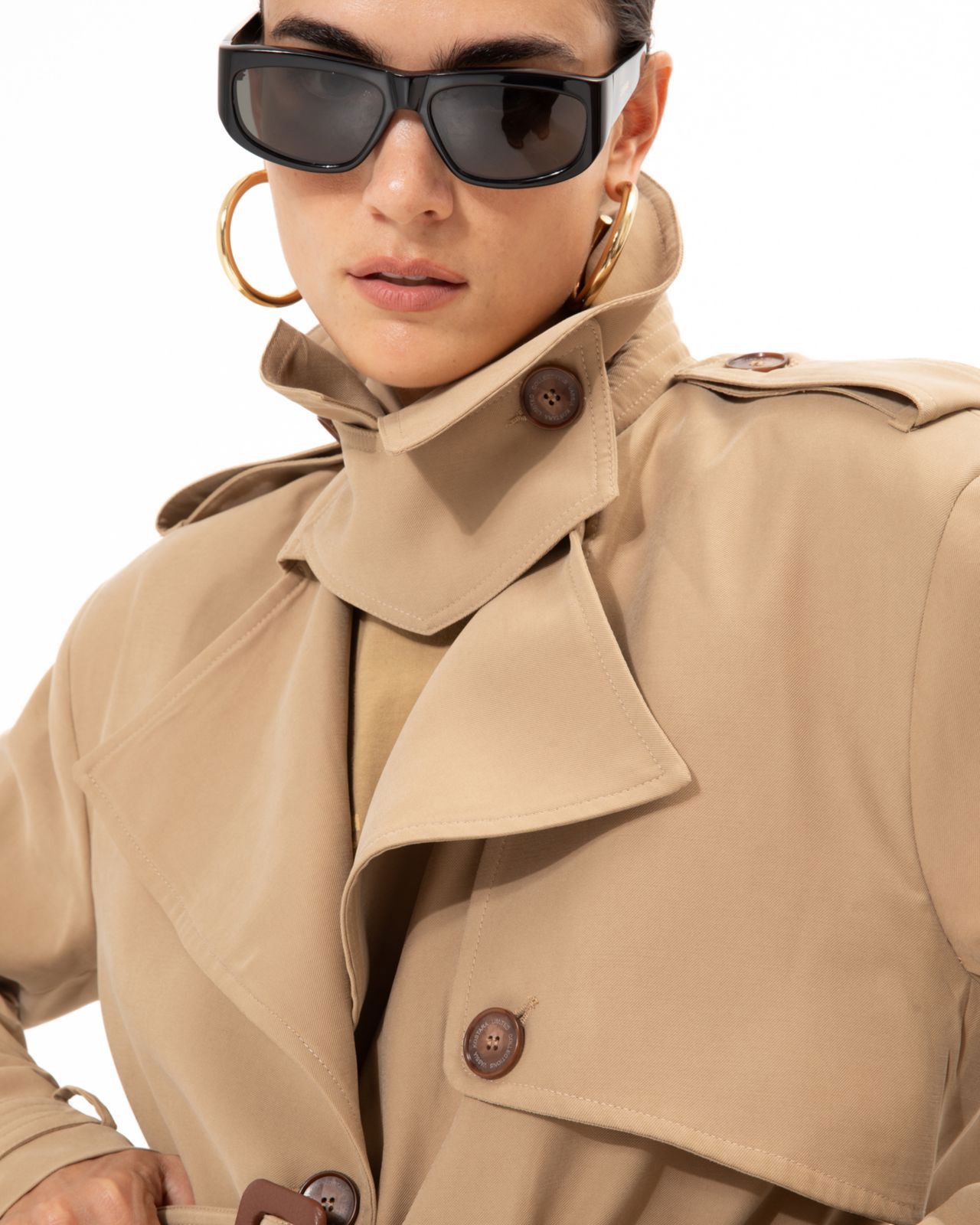 Picture of BEIGE TRENCH JACKET