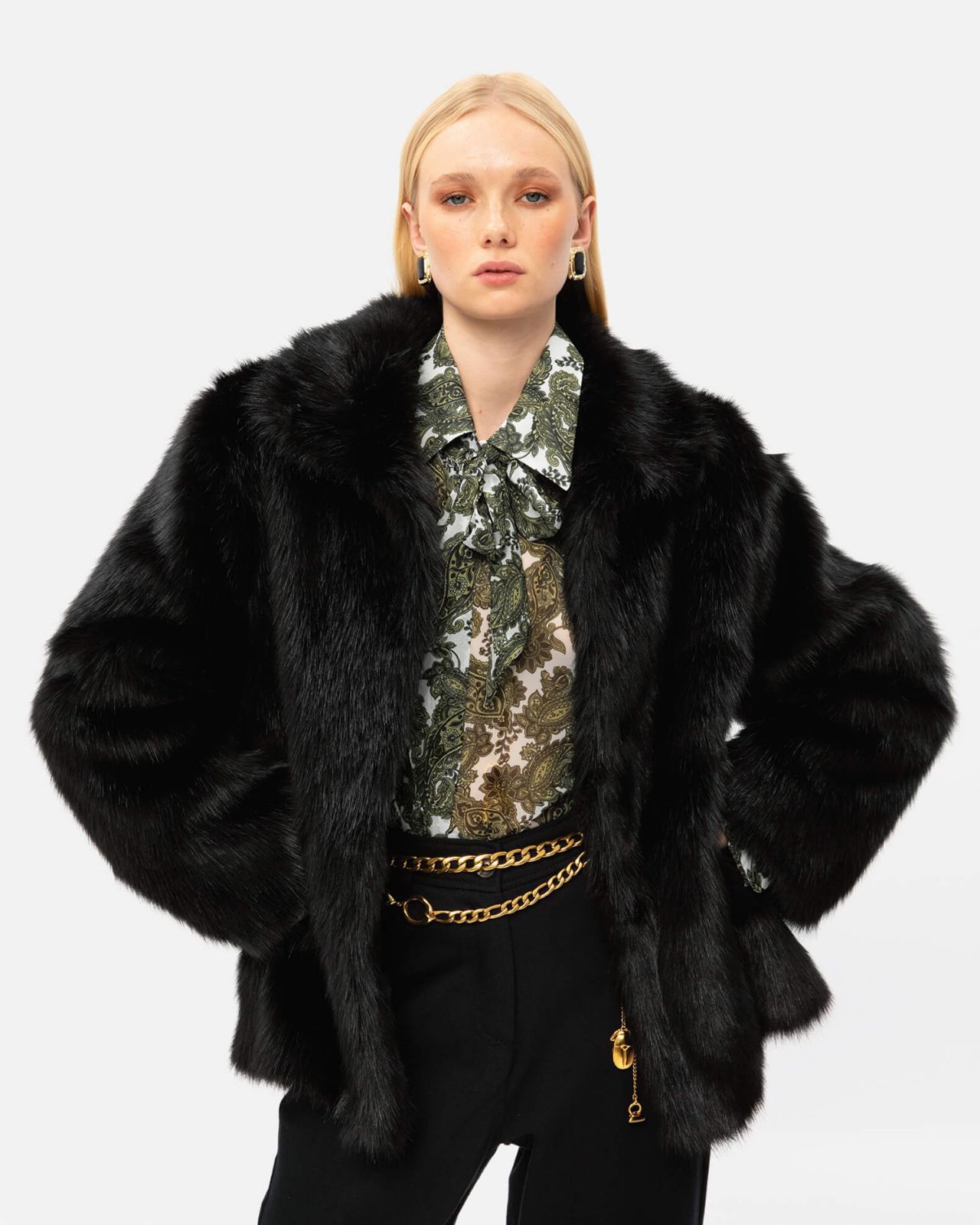 Picture of BLACK FAUX FUR