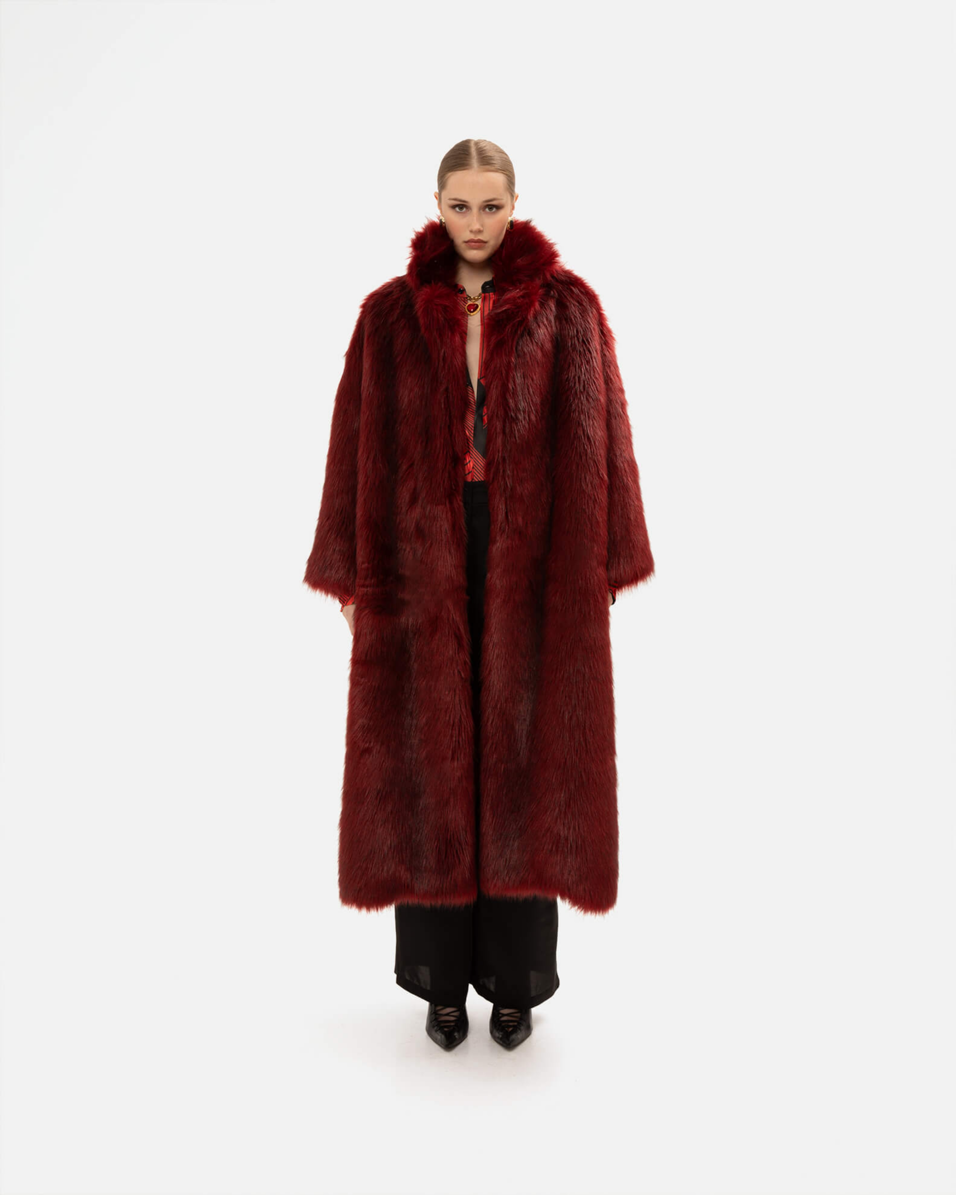Picture of BURGUNDY FAUX FUR
