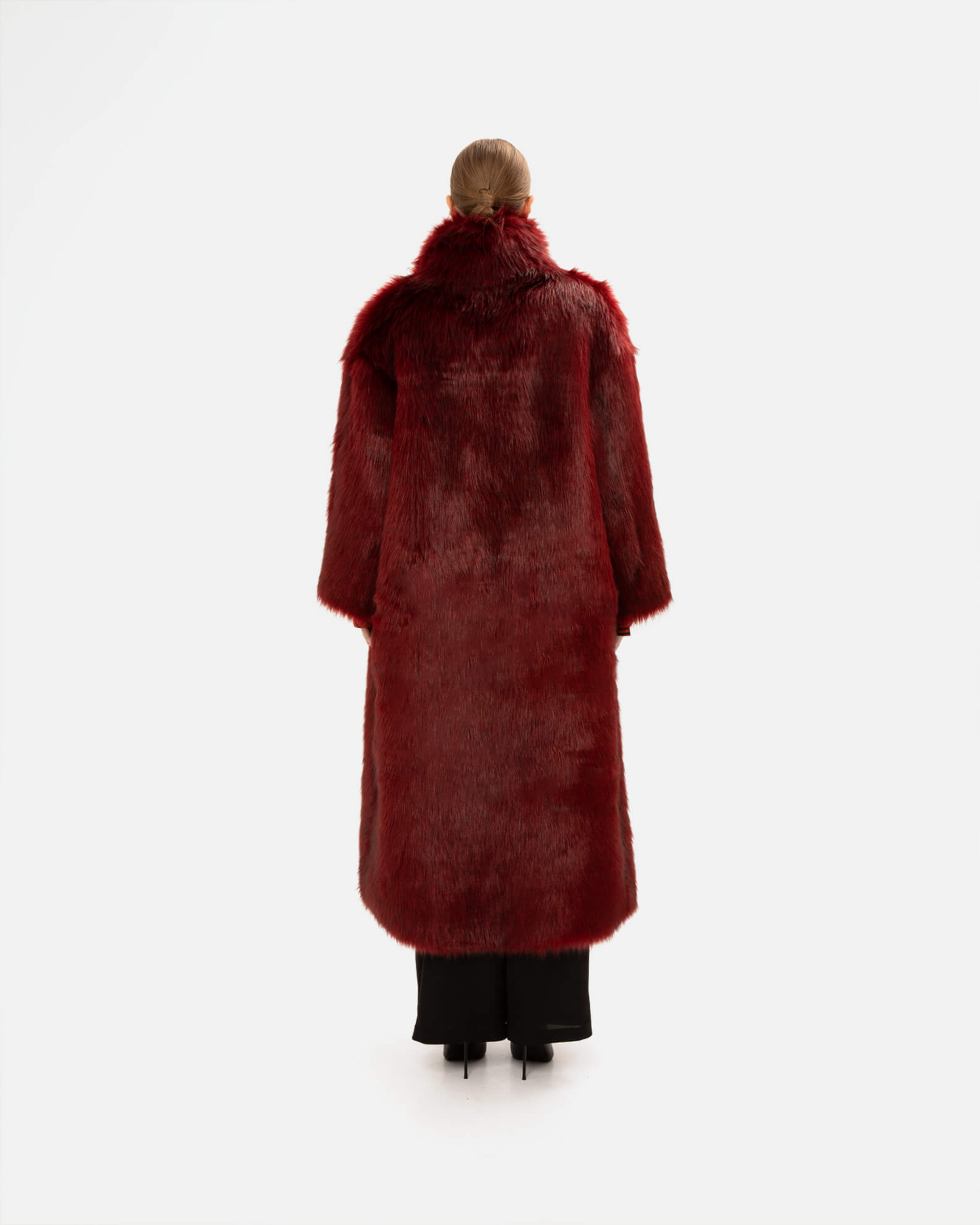Picture of BURGUNDY FAUX FUR