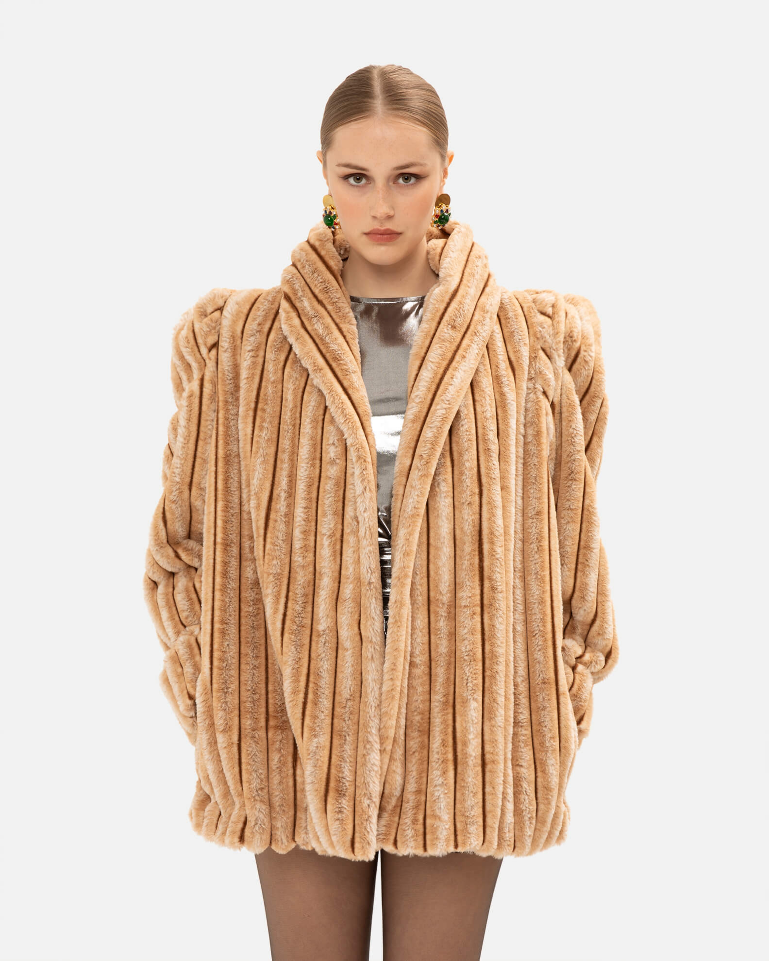 Picture of SOFT BEIGE FAUX FUR